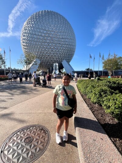 girl in the epcot park